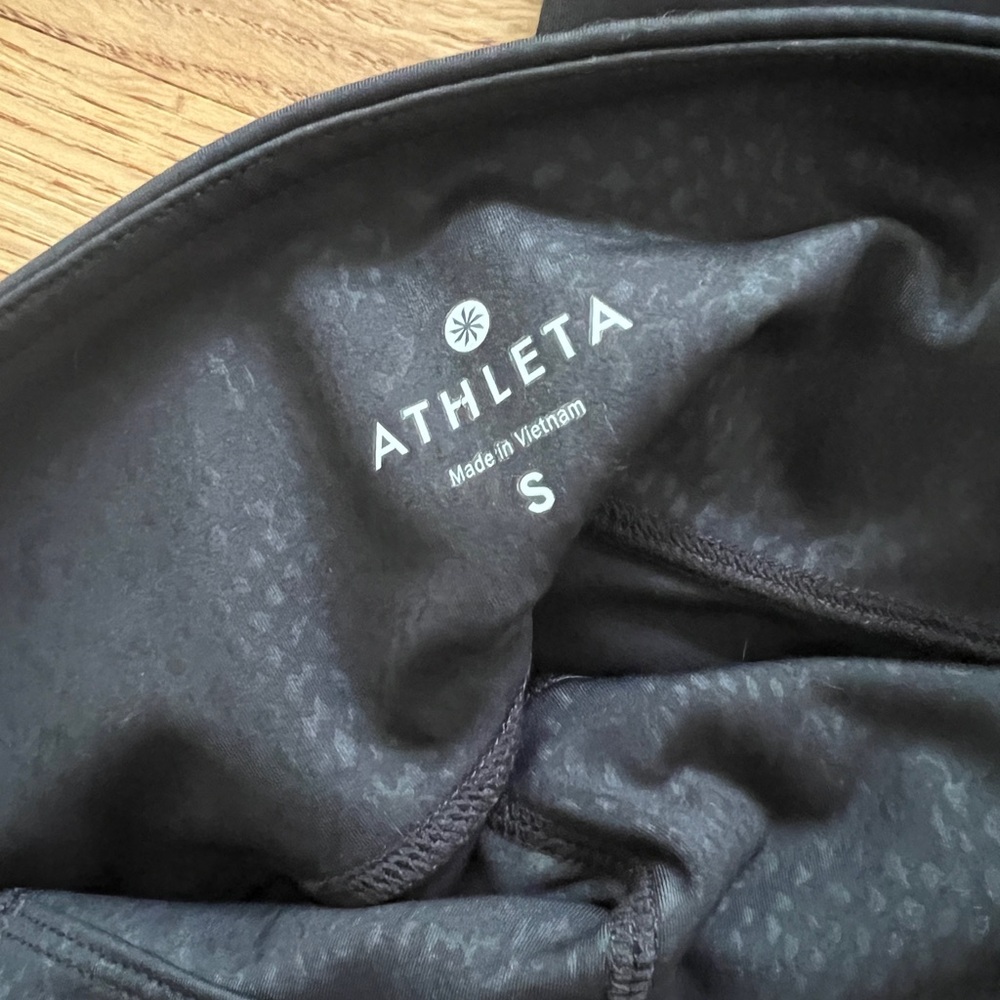 Athleta High Rise Black Serpent Snake Skin Chaturanga Leggings, Size S - Picture 3 of 8